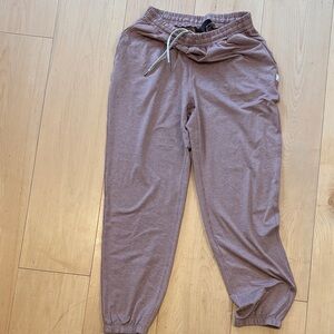 Casual Vuori Mauve Jogger Pants